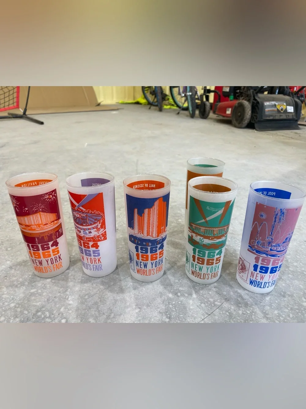 VTG 1964-65 New York World’s Fair Souvenir Drinking Glasses Set of 5 (6 total)